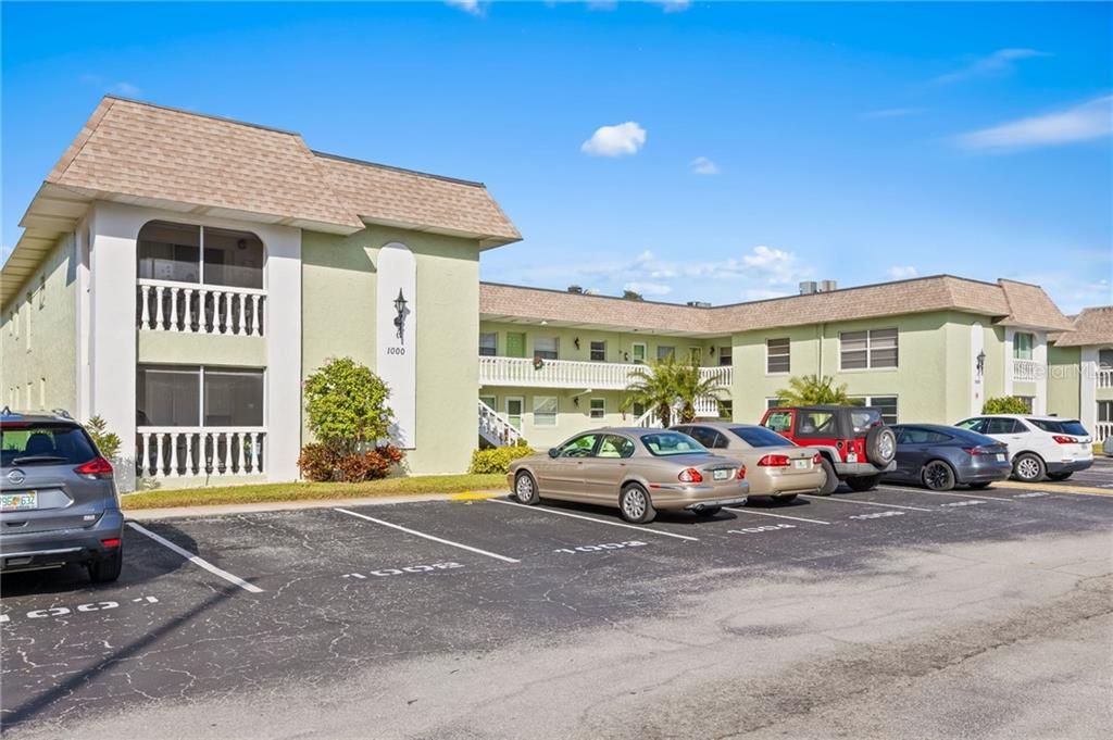 Recently Sold: $112,500 (2 beds, 2 baths, 871 Square Feet)