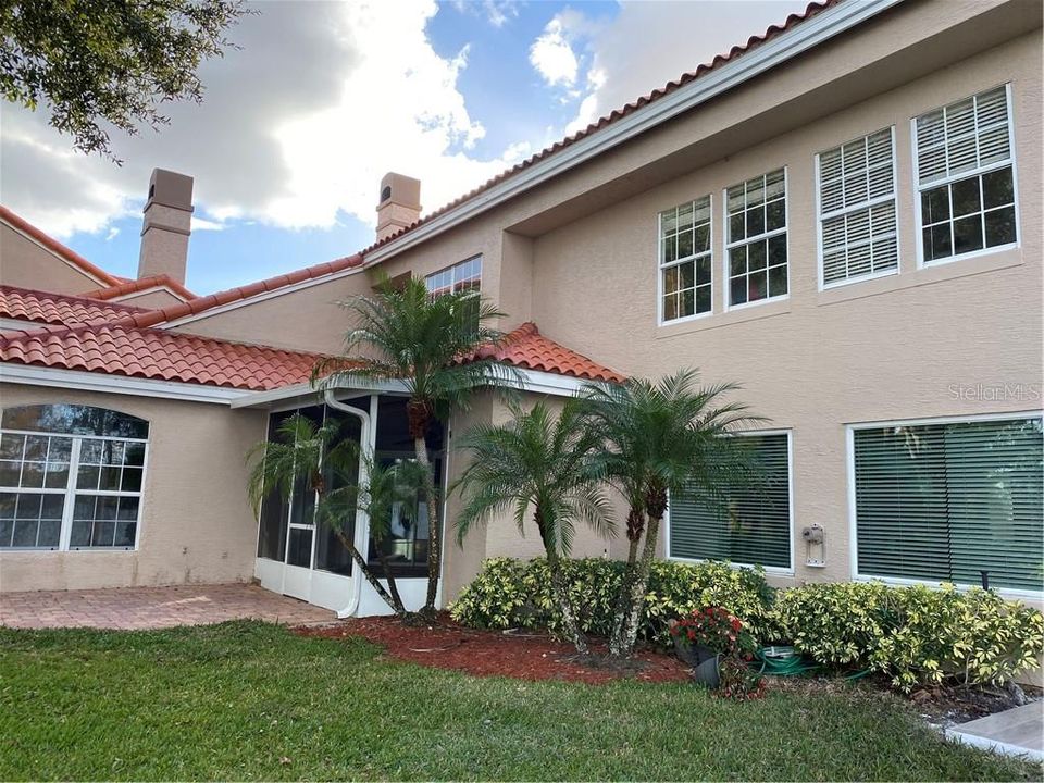 Recently Rented: $2,775 (3 beds, 2 baths, 2097 Square Feet)