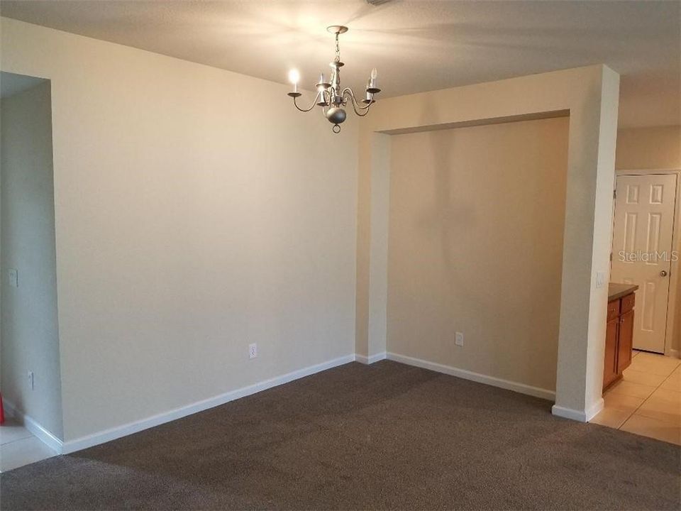 Recently Rented: $1,550 (3 beds, 2 baths, 1736 Square Feet)