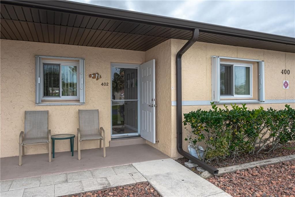 Single story condo. Parking is just steps to the front door.