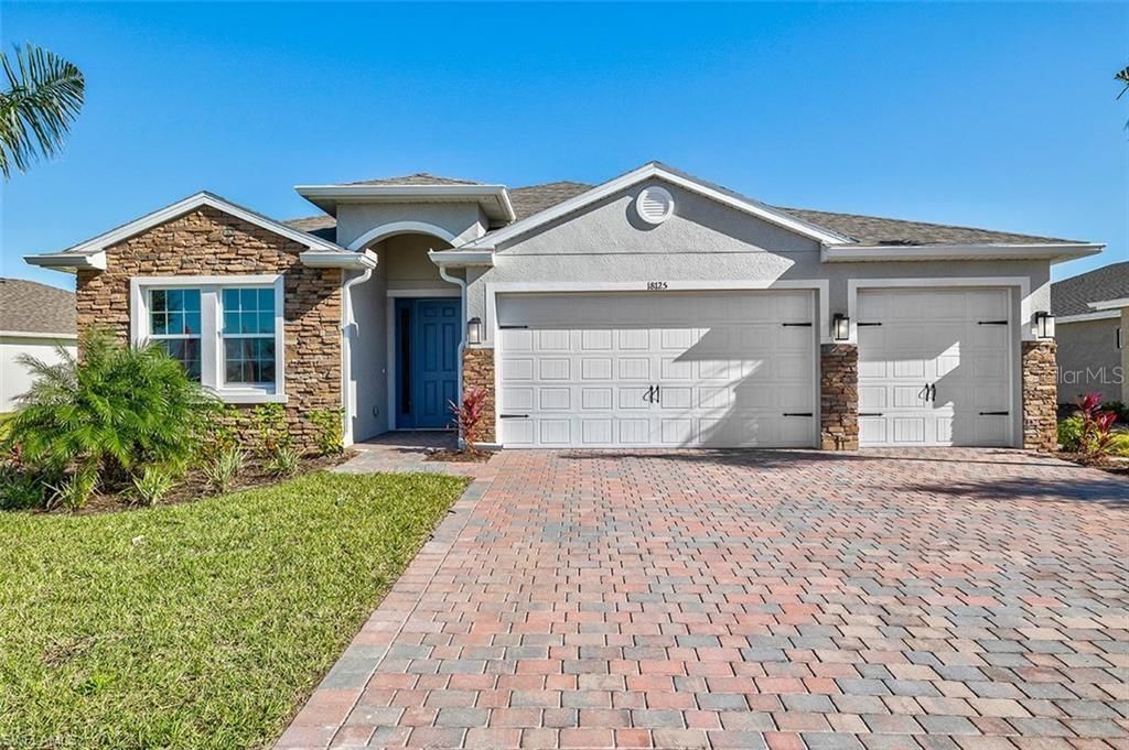 Recently Sold: $345,000 (3 beds, 3 baths, 2338 Square Feet)