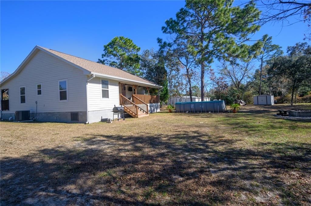 Recently Sold: $205,000 (3 beds, 2 baths, 1284 Square Feet)