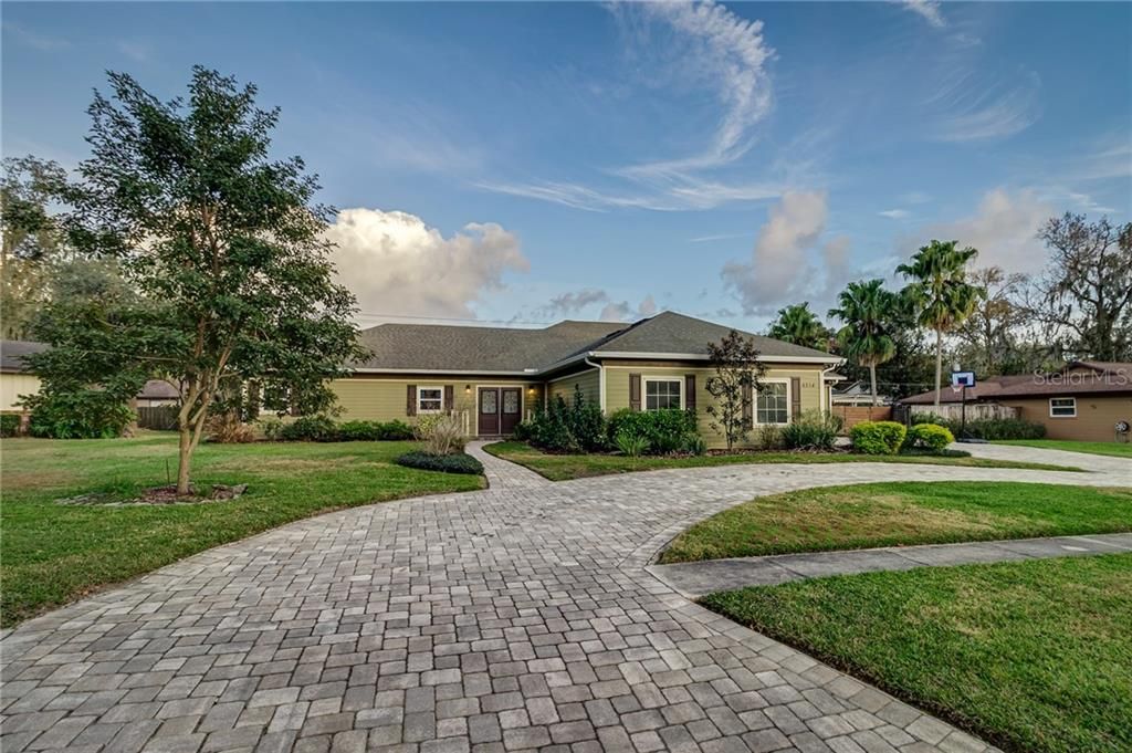 Recently Sold: $510,000 (5 beds, 3 baths, 3204 Square Feet)