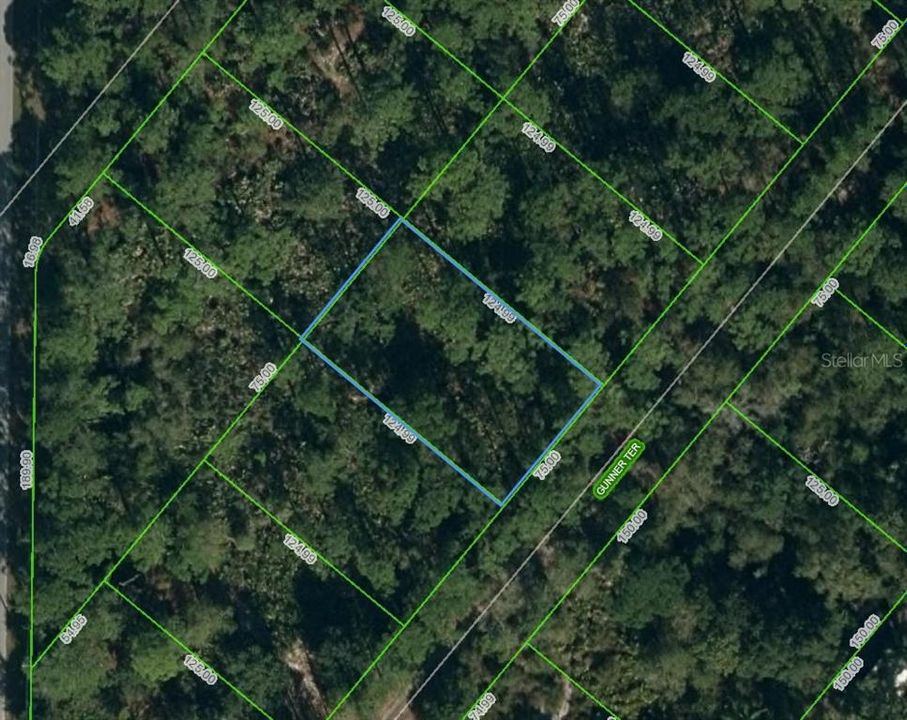 最近售出: $10,000 (0.27 acres)