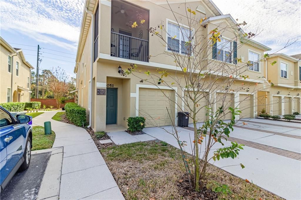 最近售出: $190,000 (3 贝兹, 2 浴室, 1380 平方英尺)