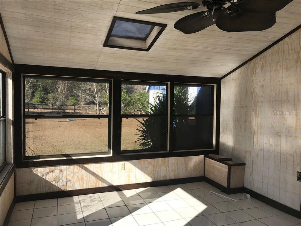 Vendido Recientemente: $145,000 (2 camas, 1 baños, 1134 Pies cuadrados)