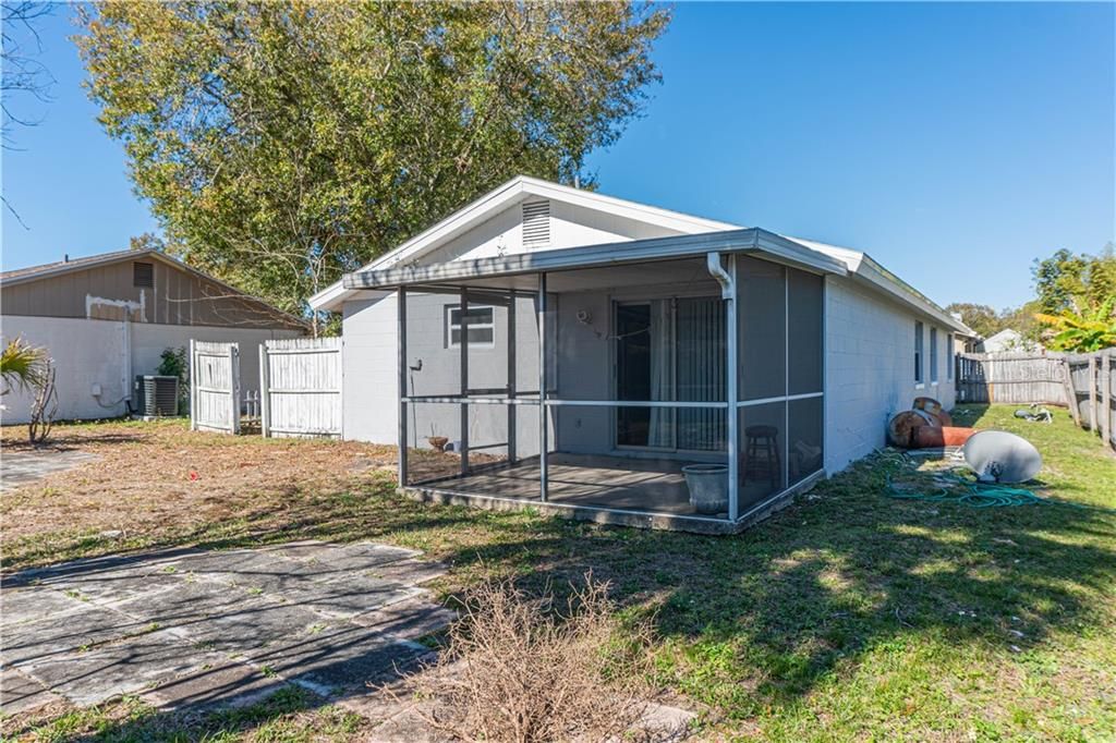 Recently Sold: $235,000 (3 beds, 2 baths, 1284 Square Feet)