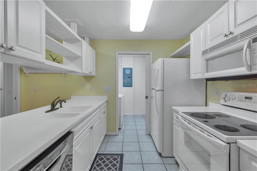 Recently Sold: $91,900 (2 beds, 2 baths, 1056 Square Feet)