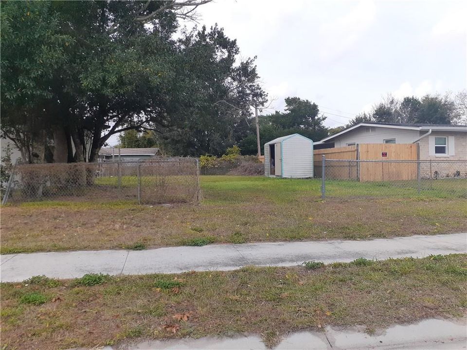 Recently Sold: $159,900 (3 beds, 2 baths, 1247 Square Feet)