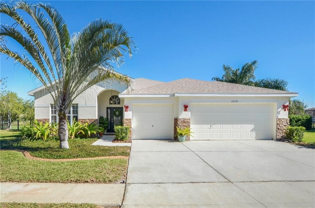 Vendido Recientemente: $450,000 (4 camas, 3 baños, 2478 Pies cuadrados)