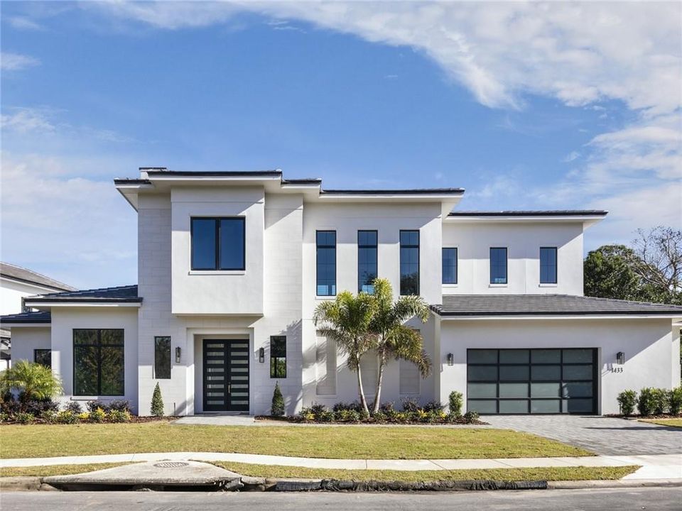 Recently Sold: $1,589,000 (5 beds, 5 baths, 3954 Square Feet)