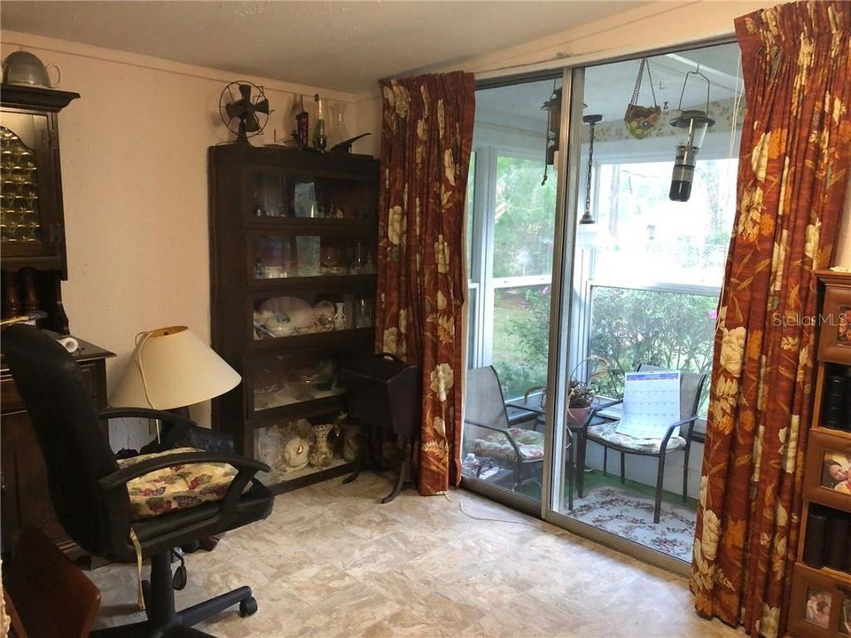 Dining Area currently used as an office. In years past, seller said it had been a bedroom.