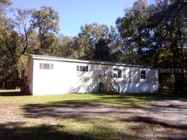 Recently Sold: $100,800 (3 beds, 2 baths, 1800 Square Feet)