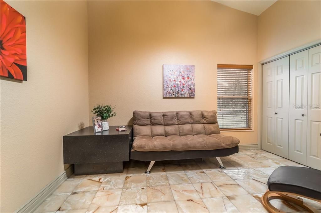 Recently Sold: $400,000 (2 beds, 3 baths, 1248 Square Feet)