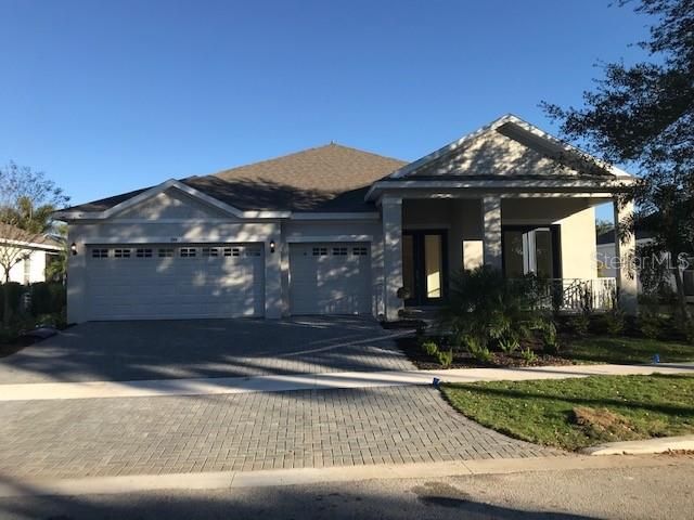Recently Sold: $432,500 (4 beds, 3 baths, 2636 Square Feet)