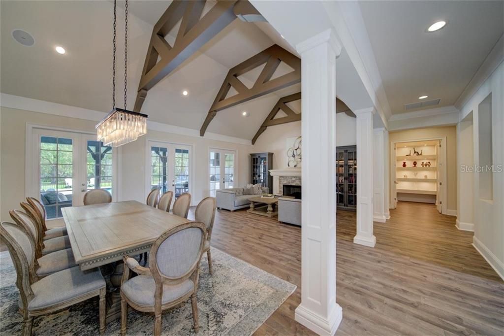 Recently Sold: $1,685,000 (6 beds, 5 baths, 5334 Square Feet)