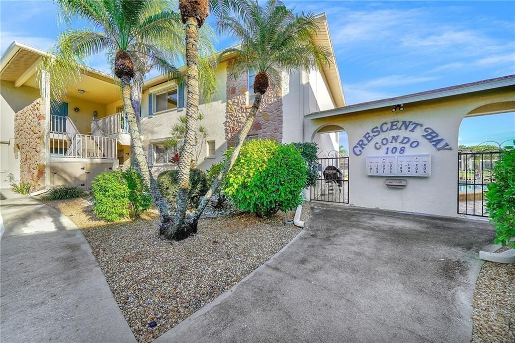 Recently Sold: $189,000 (2 beds, 2 baths, 1266 Square Feet)