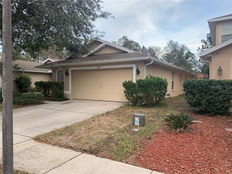 Recently Sold: $240,000 (3 beds, 2 baths, 1443 Square Feet)