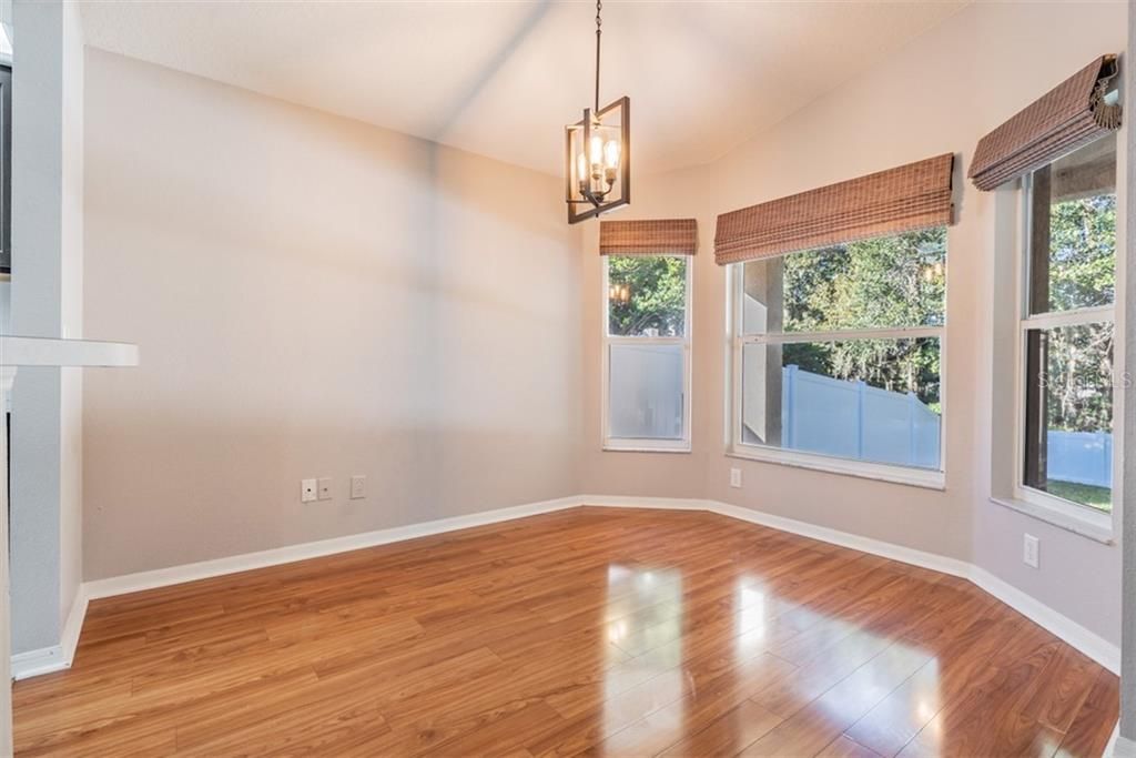 Recently Sold: $255,000 (3 beds, 2 baths, 1699 Square Feet)