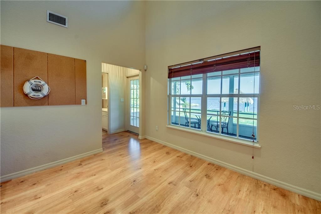 Recently Sold: $500,000 (3 beds, 3 baths, 2620 Square Feet)