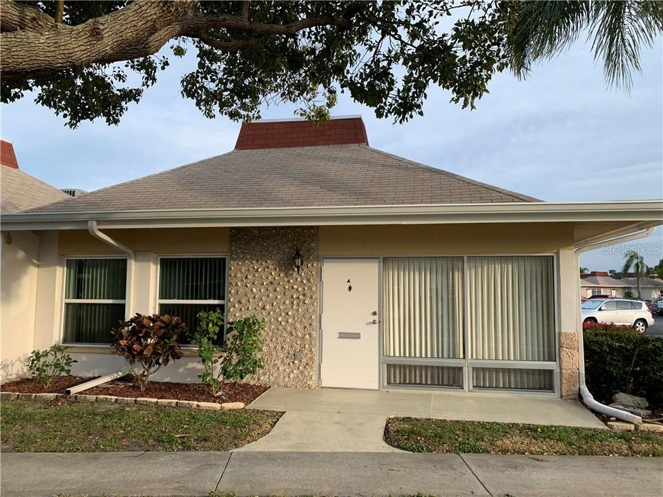 Recently Sold: $70,000 (2 beds, 1 baths, 825 Square Feet)