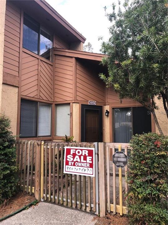 Recently Sold: $99,800 (2 beds, 2 baths, 1242 Square Feet)