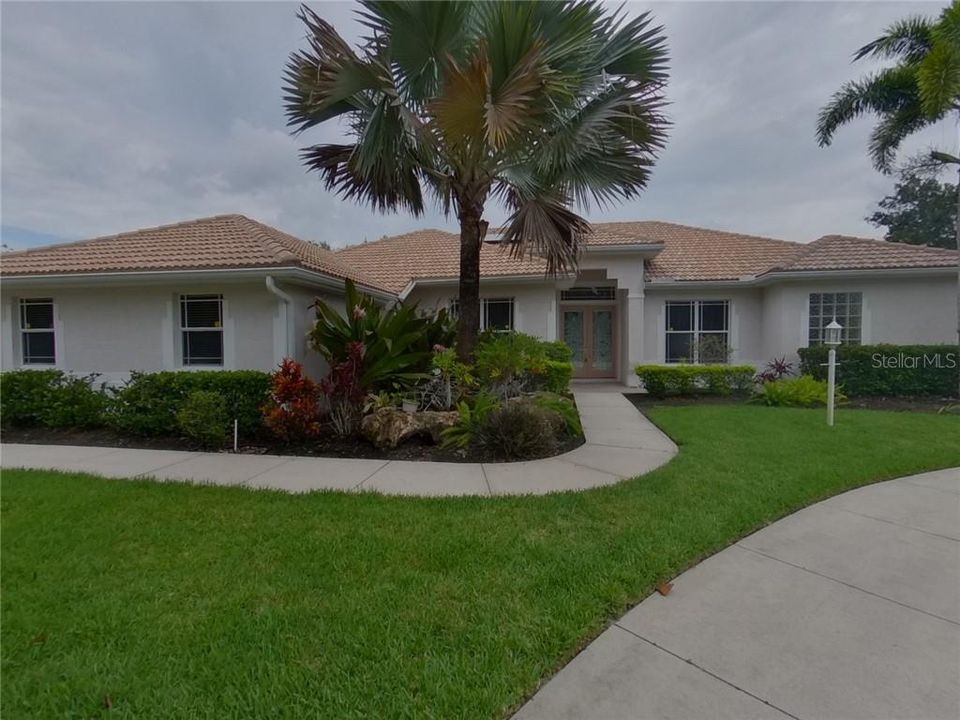 Recently Sold: $490,000 (3 beds, 2 baths, 2672 Square Feet)