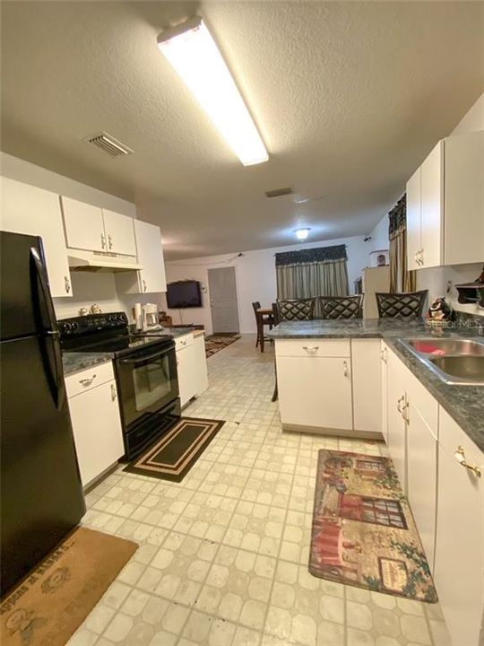 Recently Sold: $165,000 (3 beds, 1 baths, 1116 Square Feet)