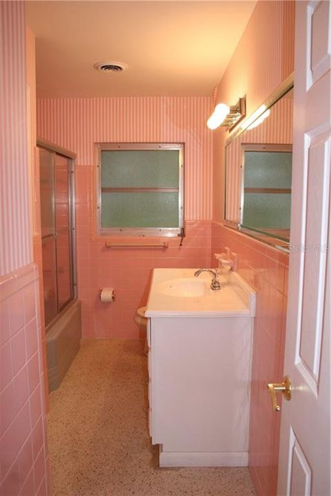 Недавно арендовано: $1,500 (2 спален, 2 ванн, 1206 Квадратных фут)