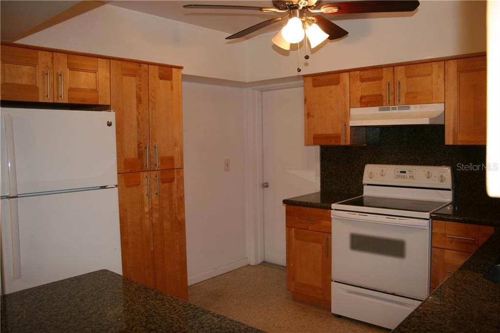 Recently Rented: $1,500 (2 beds, 2 baths, 1206 Square Feet)