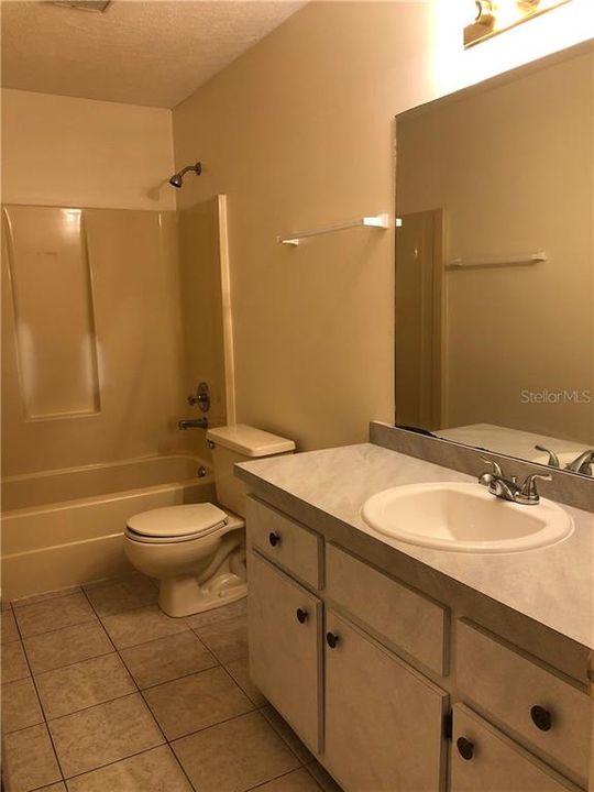 Recently Rented: $850 (2 beds, 2 baths, 1054 Square Feet)