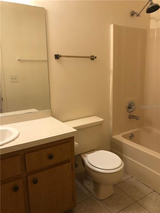 Recently Rented: $850 (2 beds, 2 baths, 1054 Square Feet)