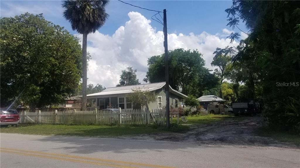 Recently Sold: $69,900 (2 beds, 1 baths, 980 Square Feet)