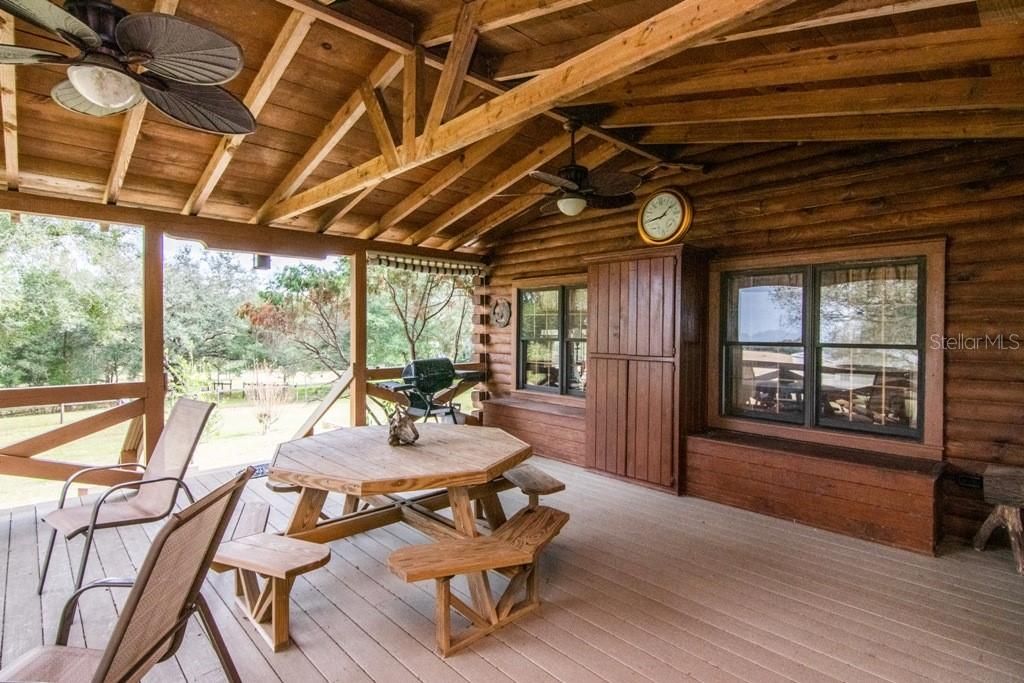 Vendido Recientemente: $1,390,000 (2 camas, 2 baños, 1866 Pies cuadrados)