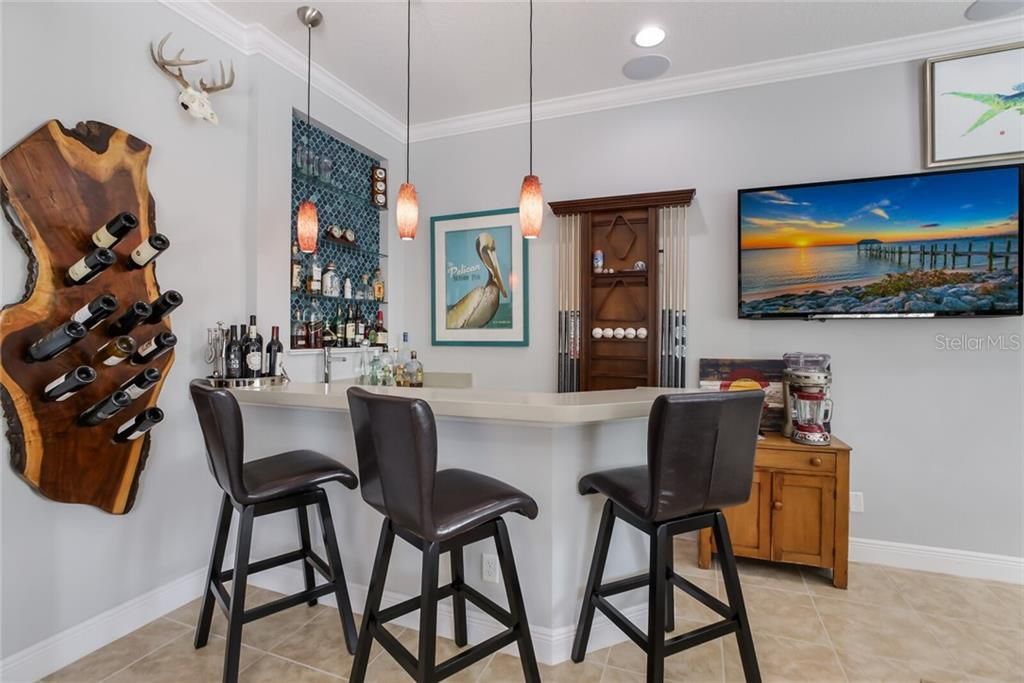 Recently Sold: $1,025,000 (3 beds, 3 baths, 3110 Square Feet)