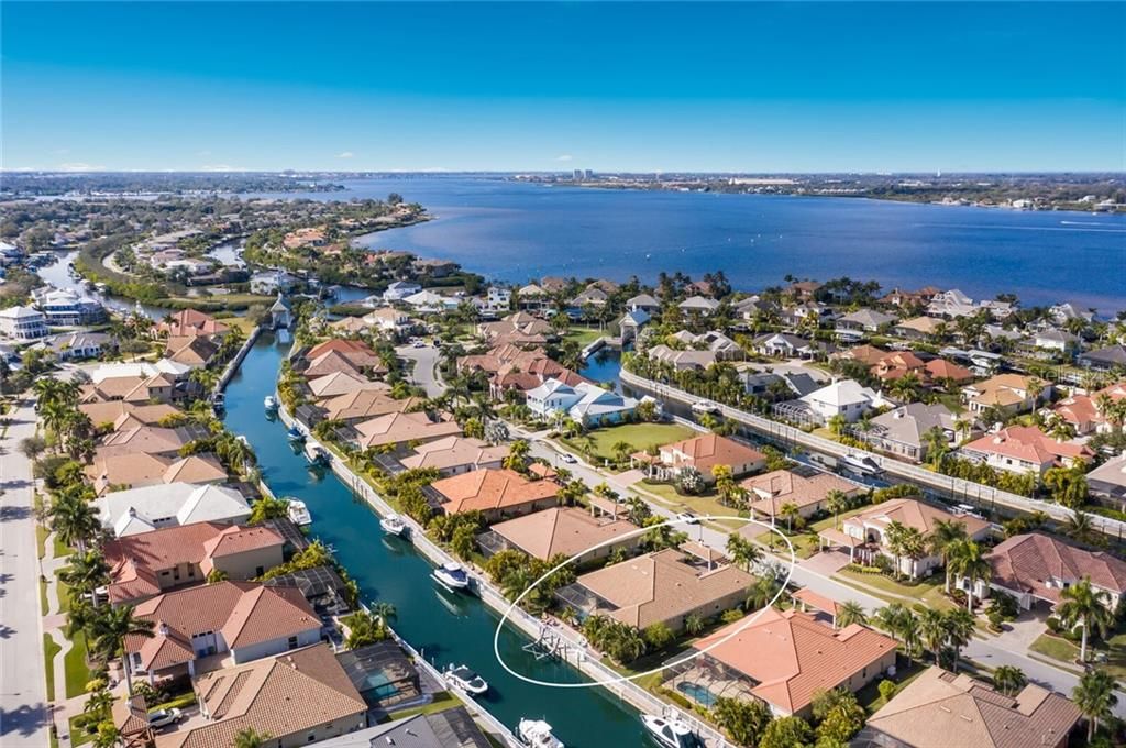 Recently Sold: $1,025,000 (3 beds, 3 baths, 3110 Square Feet)