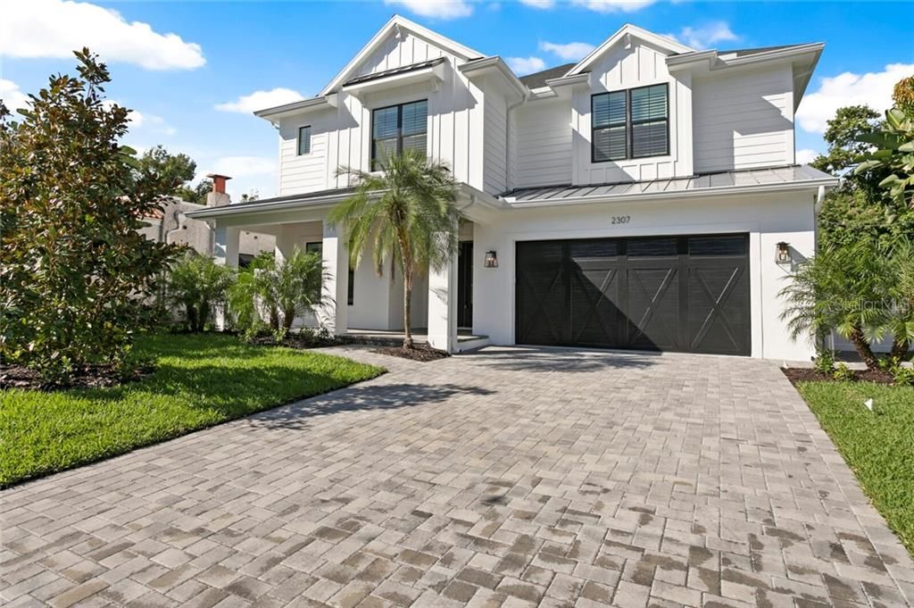 Recently Sold: $1,985,000 (5 beds, 4 baths, 4413 Square Feet)