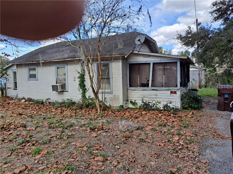 Recently Sold: $59,900 (2 beds, 1 baths, 769 Square Feet)