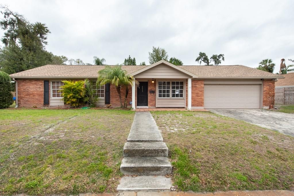 Recently Sold: $240,000 (3 beds, 2 baths, 1380 Square Feet)