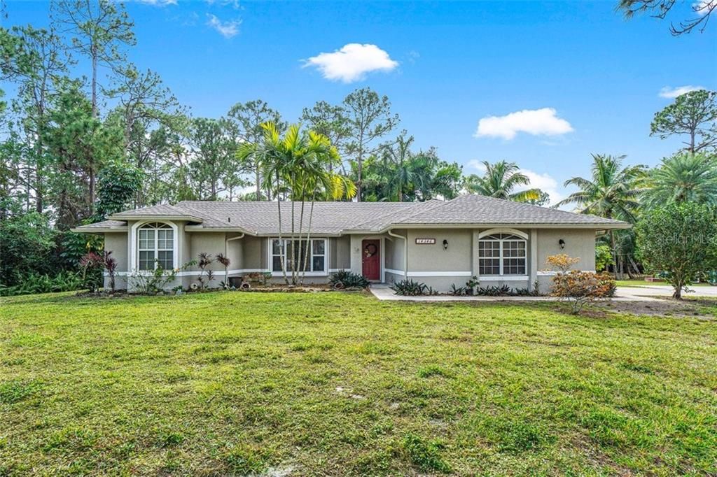 Recently Sold: $430,000 (3 beds, 2 baths, 2111 Square Feet)