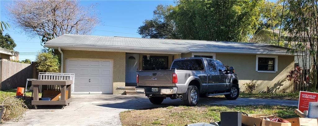 Recently Sold: $285,000 (4 beds, 3 baths, 1652 Square Feet)