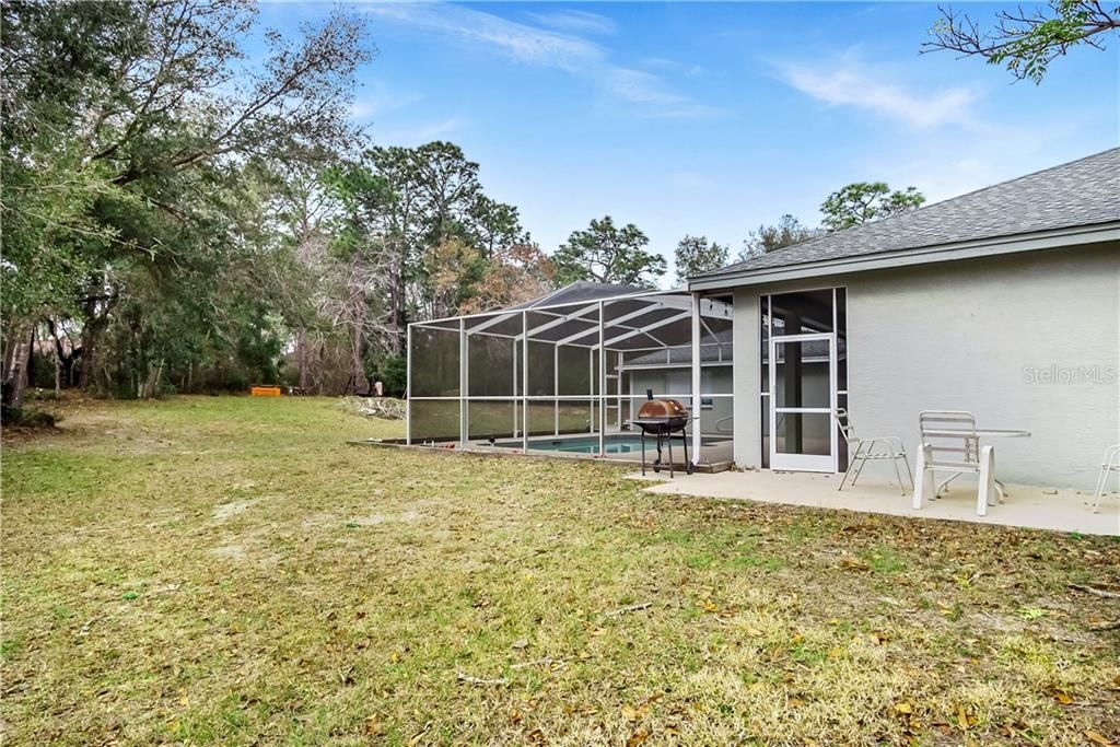 Recently Sold: $410,000 (4 beds, 2 baths, 2335 Square Feet)