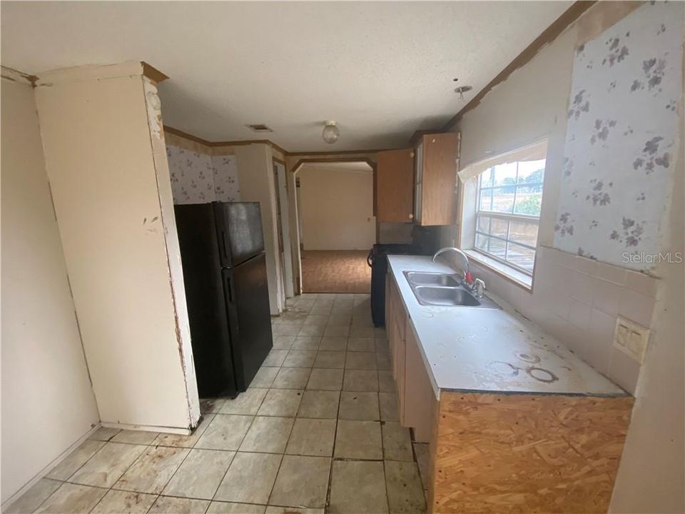 Vendido Recientemente: $35,000 (3 camas, 2 baños, 1296 Pies cuadrados)