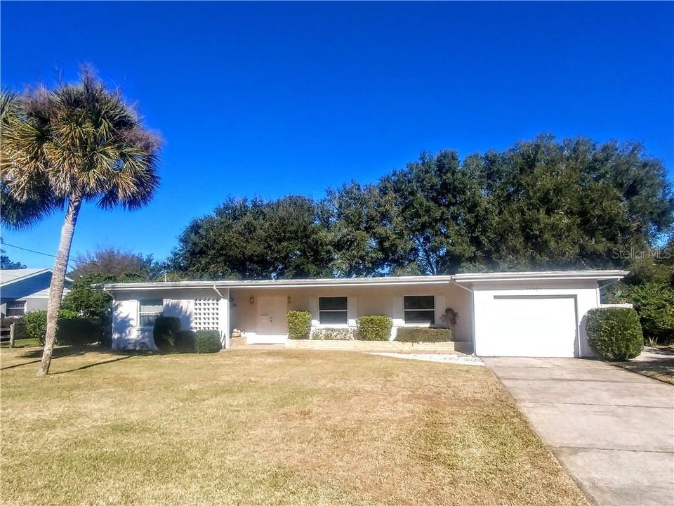 3 Bedroom / 2 Bath home in Silver Beach Heights