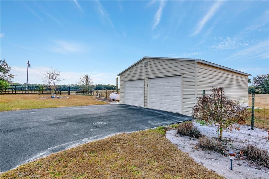 Recently Sold: $325,000 (3 beds, 2 baths, 1287 Square Feet)