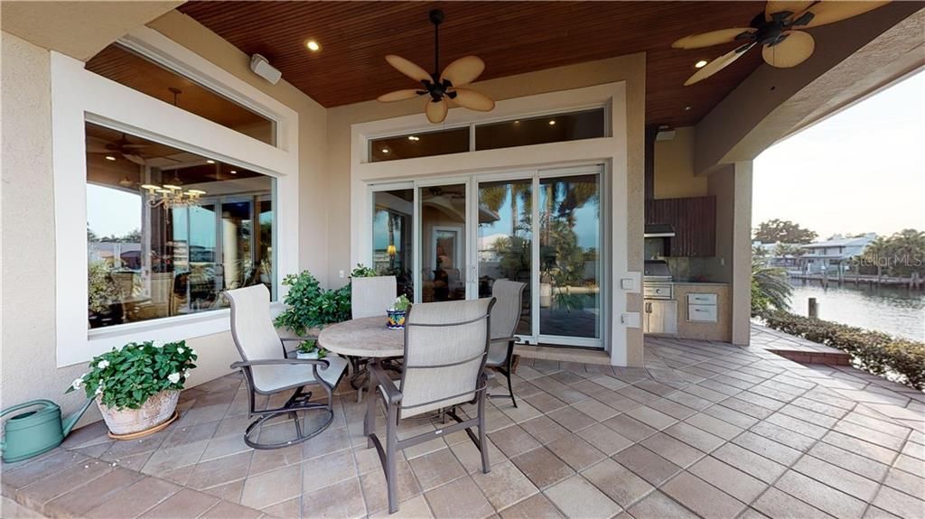 Perfect outdoor dining area
