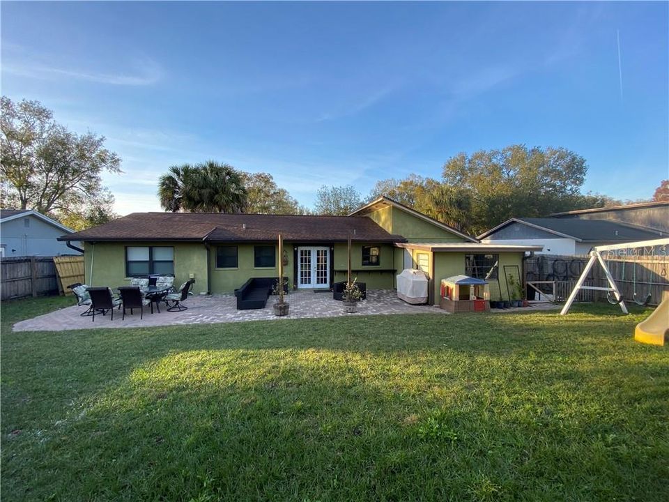 Recently Sold: $299,999 (3 beds, 2 baths, 1770 Square Feet)