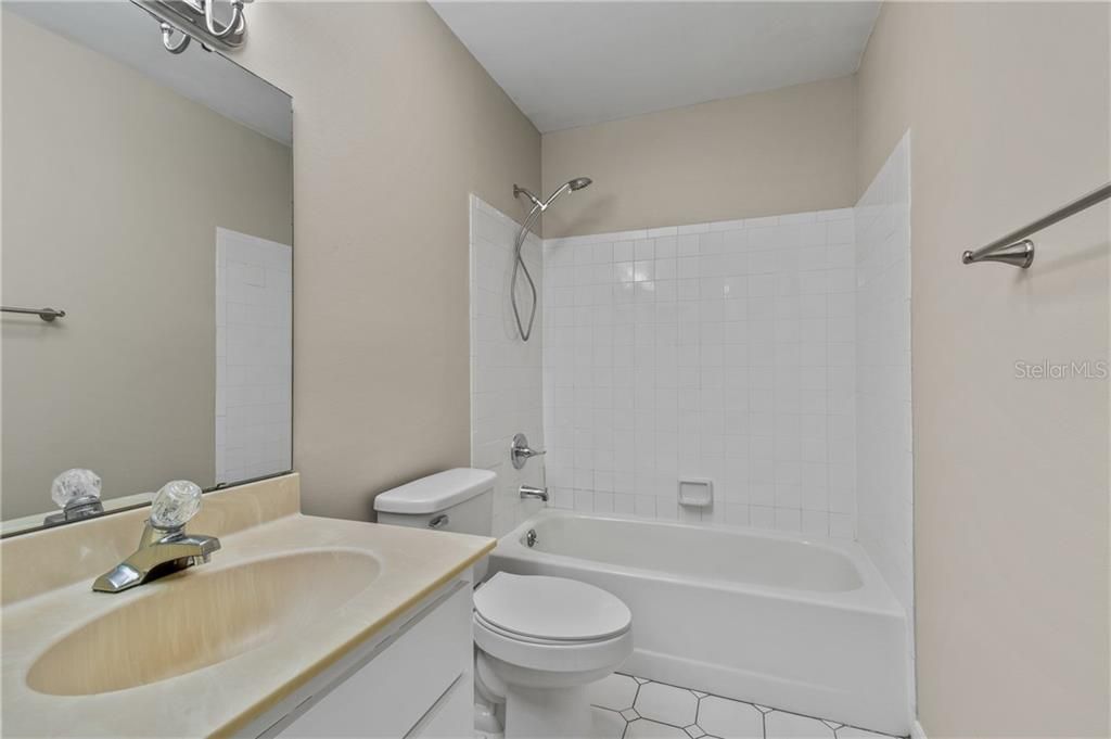 Недавно арендовано: $1,050 (3 спален, 2 ванн, 1140 Квадратных фут)