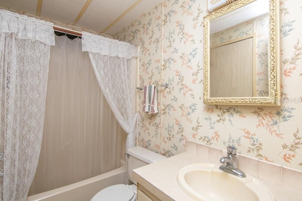 最近售出: $65,000 (2 贝兹, 2 浴室, 1144 平方英尺)