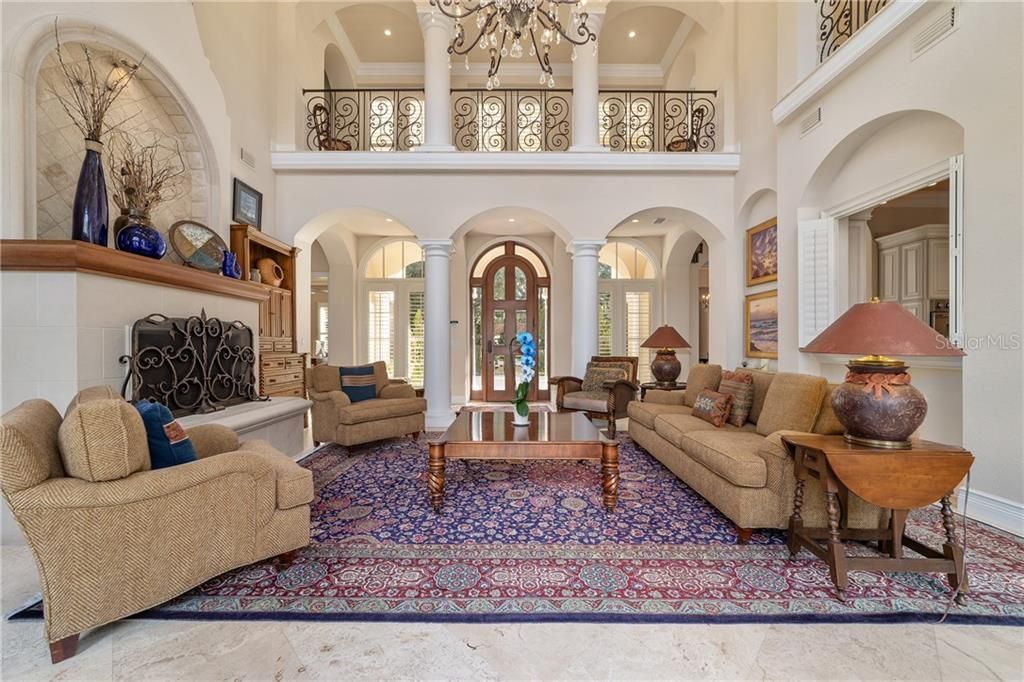 Recently Sold: $1,695,000 (5 beds, 4 baths, 3918 Square Feet)